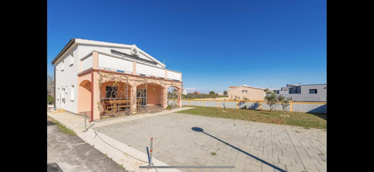 Aurum Luxury Apartments Vir Exterior foto