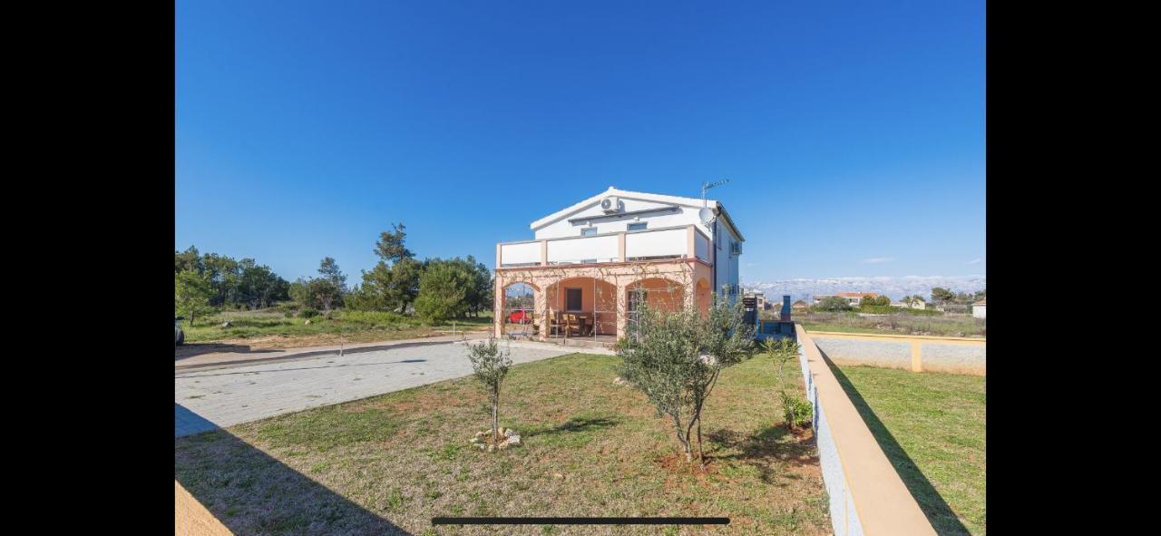 Aurum Luxury Apartments Vir Exterior foto
